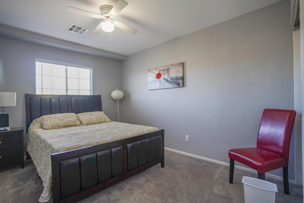 2400sqft House 6beds 3bath Pool Table Bbq *