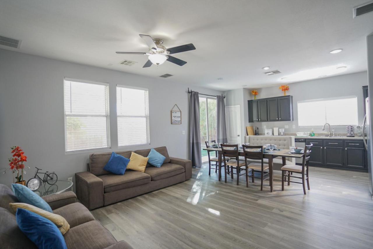 Сasa de vacaciones 2400sqft House 6beds 3bath Pool Table Bbq *
