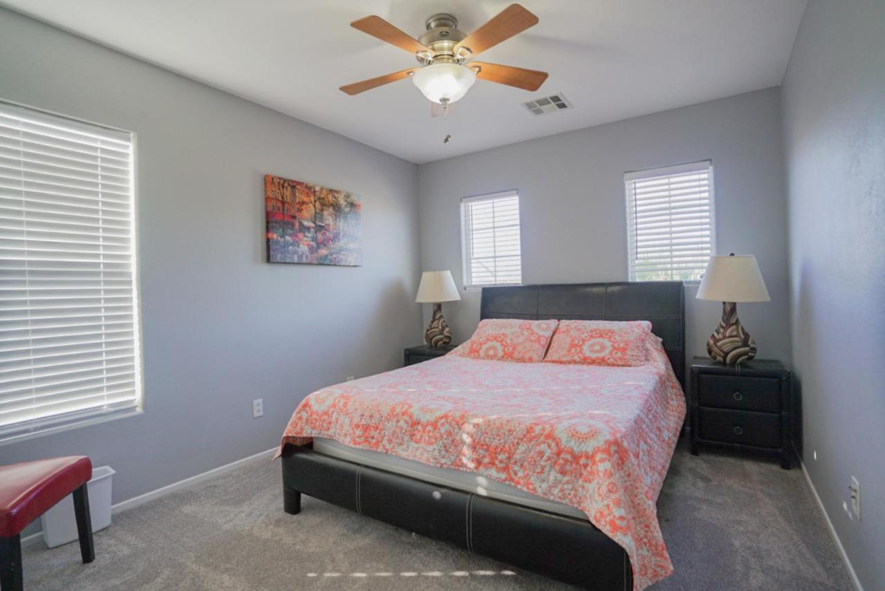 2400sqft House 6beds 3bath Pool Table Bbq *