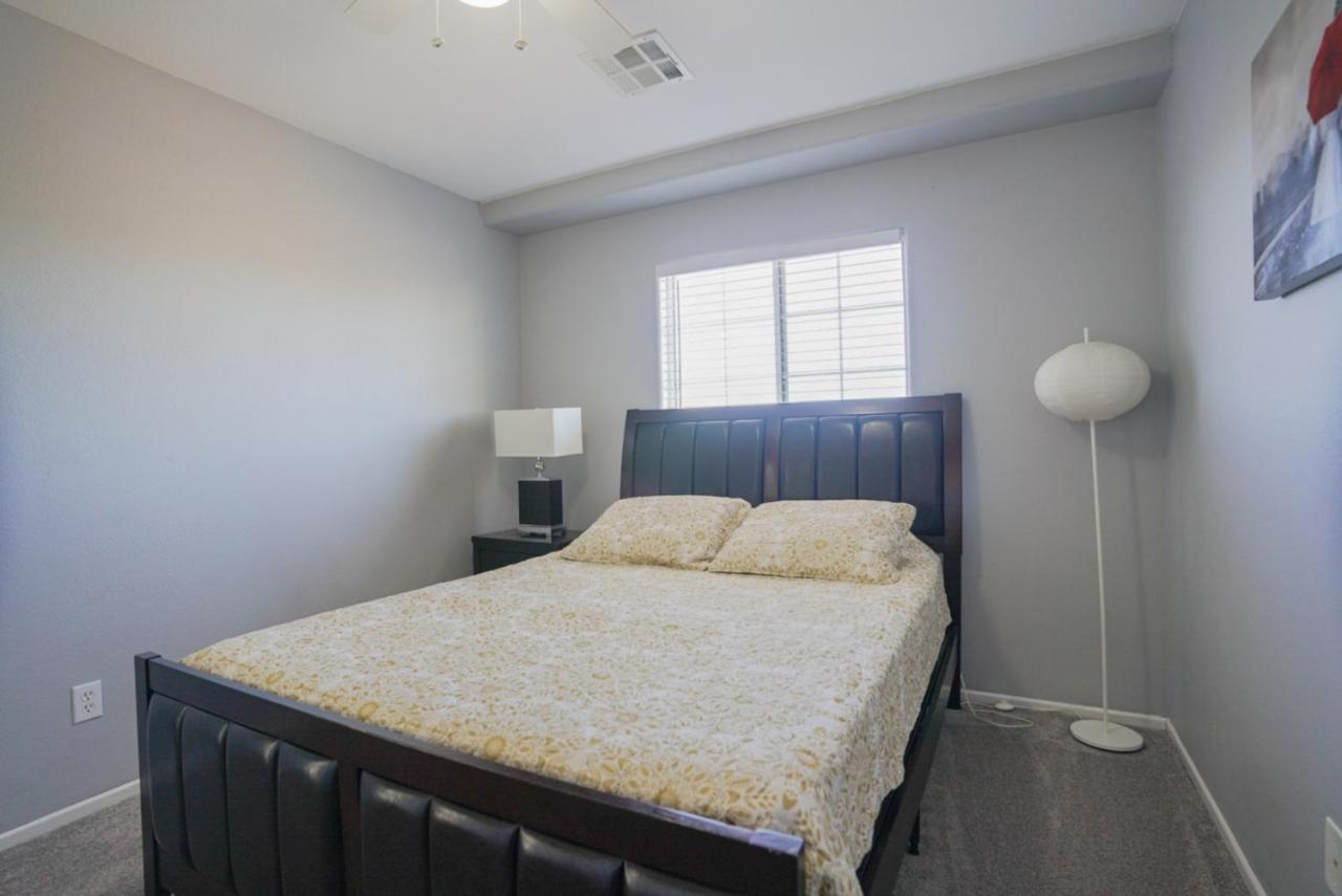 2400sqft House 6beds 3bath Pool Table Bbq